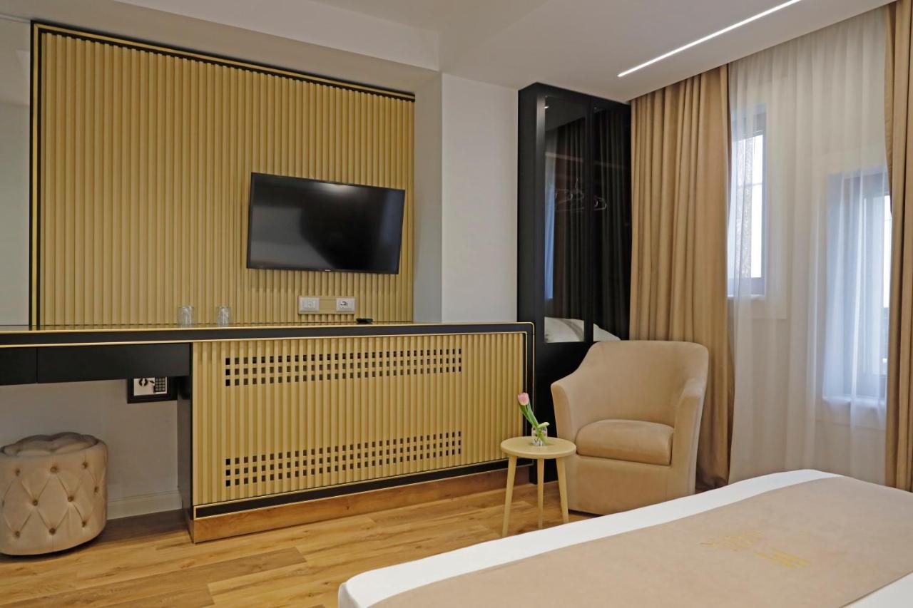 Mark Hotel Tirana Bërxull Eksteriør billede