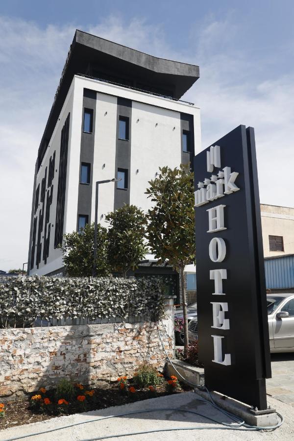 Mark Hotel Tirana Bërxull Eksteriør billede